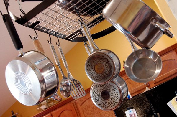 Những cách bài trí đơn giản cho không gian nhà bếp rộng hơn