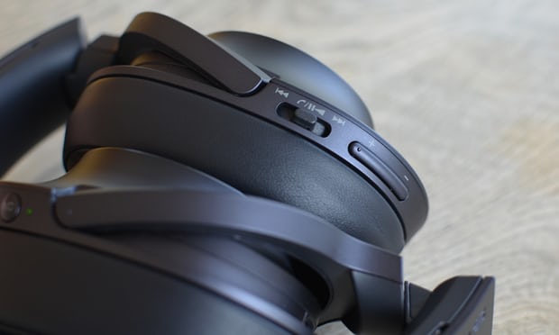 Tai nghe Hi-res Sony WH-H900N (Đen)