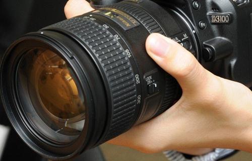 Ống Kính Nikon AF-S Nikkor 28-300mm f/3.5-5.6G ED VR có diện mạo mới Lens%20Nikon%20AF-S%20Nikkor%2028-300mm%20f3.5-5.6G%20ED%20VR%20(3)
